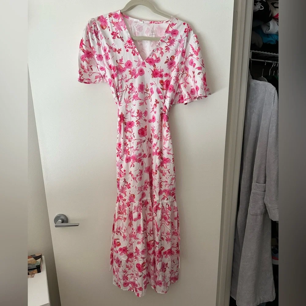 Dress - Picture 2 of 2